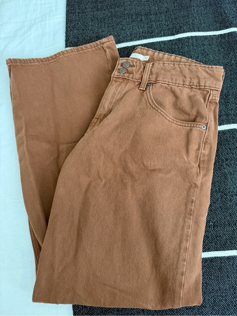 Levi's super low Women's Wide Leg Jeans in Warm Brown size 30x32 (fits mid rise)